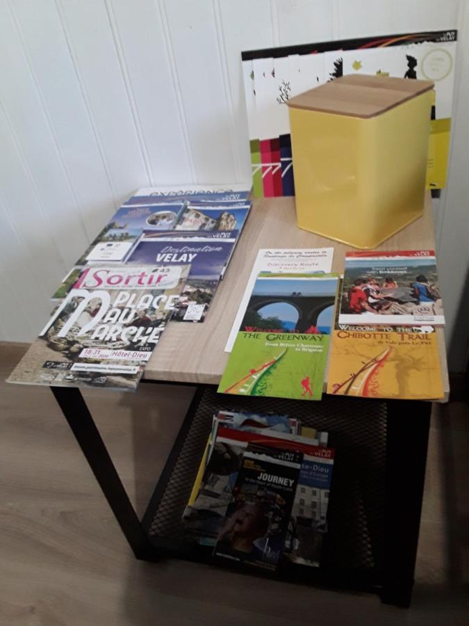 Les Apparts Du Vignal De Cheyrac Polignac  Exteriér fotografie